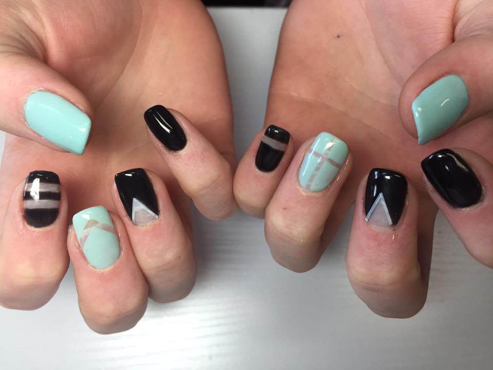 Two-Tone Nail Art with Negative Space - wide 3
