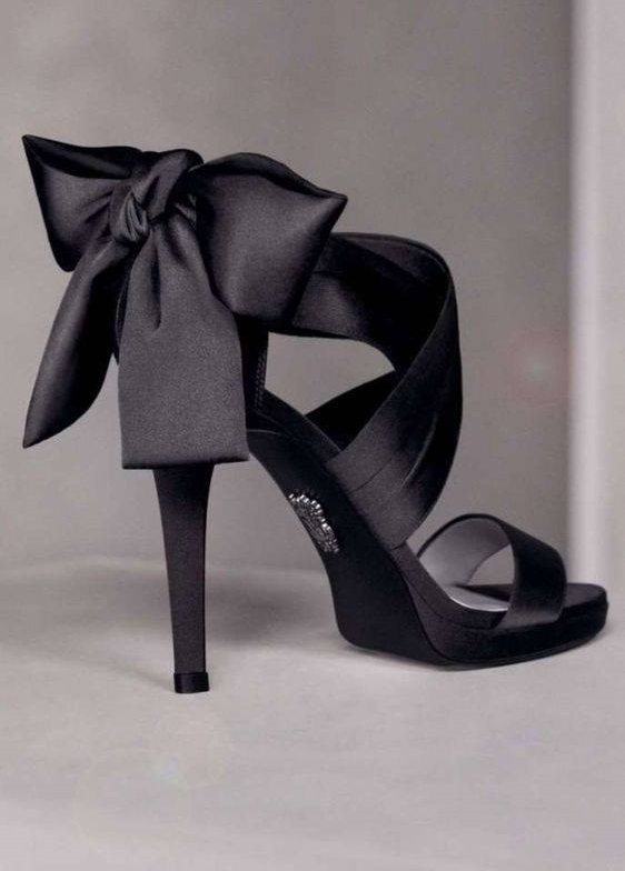 Beautiful black Vera Wang wedding shoes