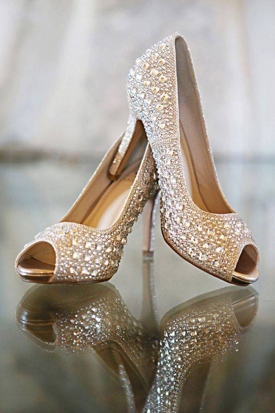 Gold Stone embeded heels