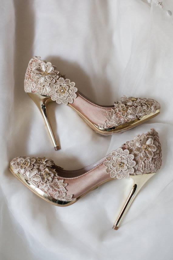 Gorgeous Vintage Lace Wedding Shoes