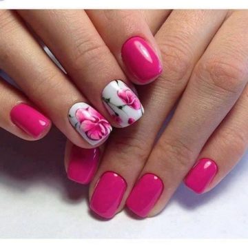 Pink Floral Nail art