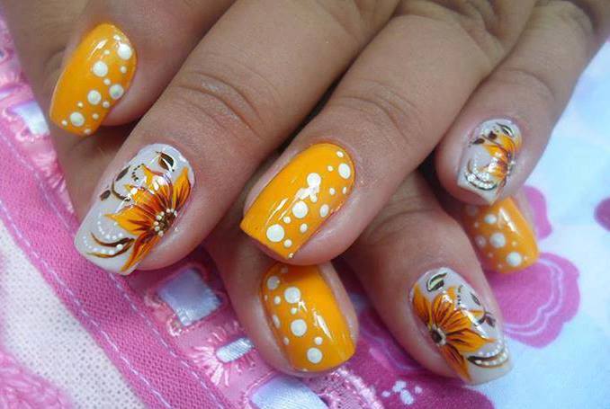 Sunflower With Polka Dots On Nails