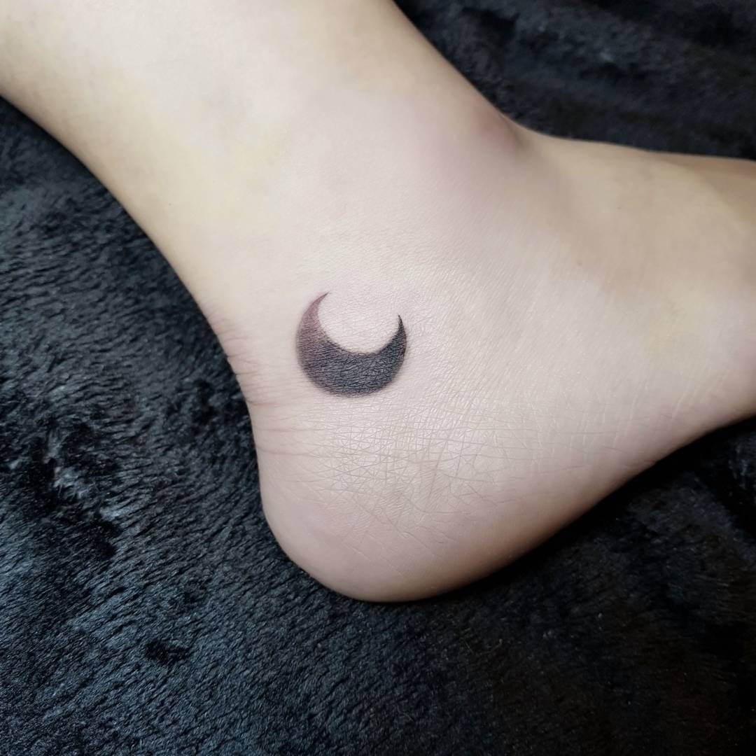 Superb Moon Tattoo On Ankle.