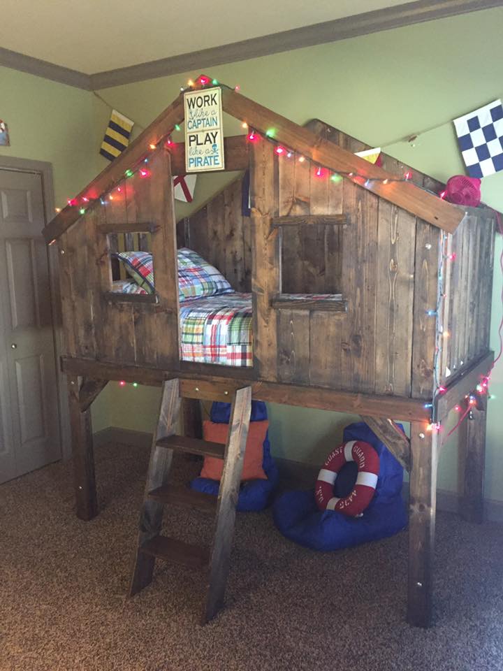 Twin size treehouse bed