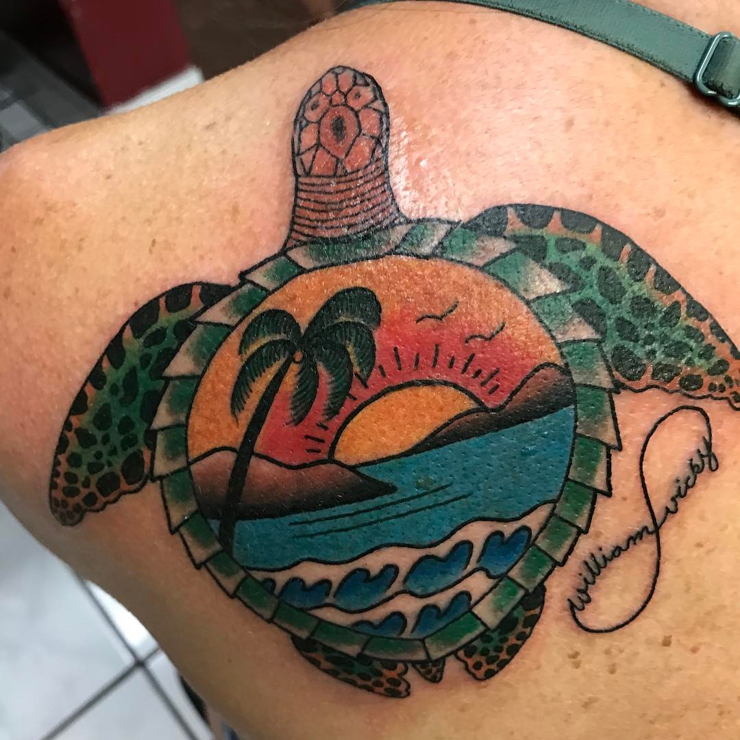 Victorian Hawai Tattoo On Back Shoulder