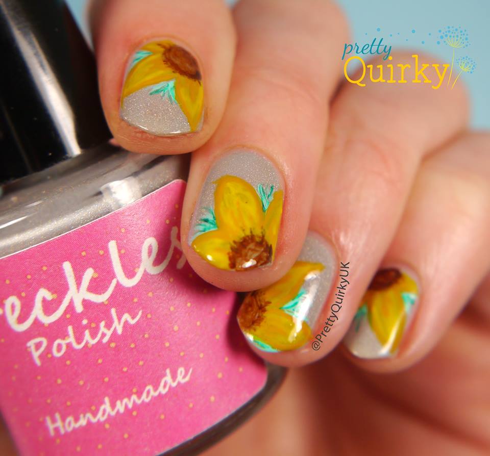 Yellow And Grey Sunflower Nail