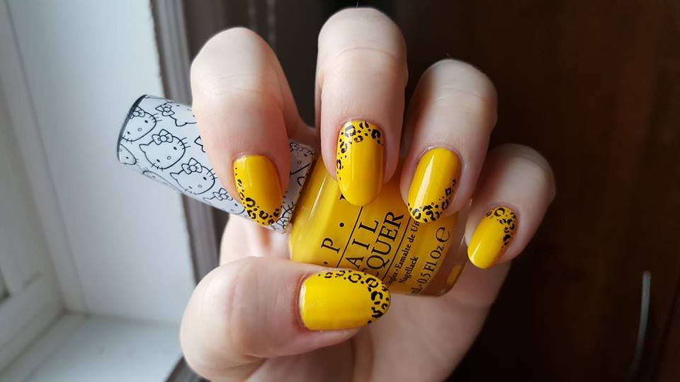 Yellow Leopard Nails
