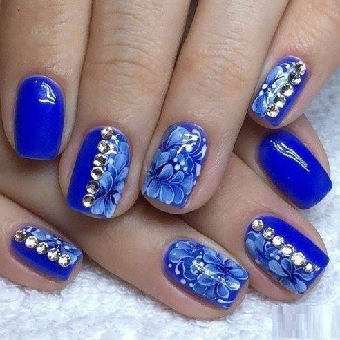 Amazing Blue Nail Art