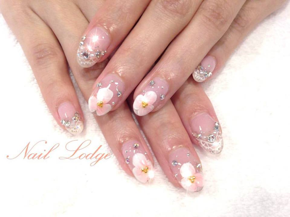 Classic Nails With Flower