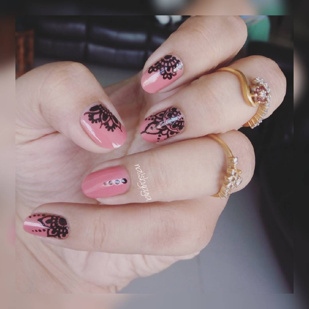 Heena Design Pink Nails