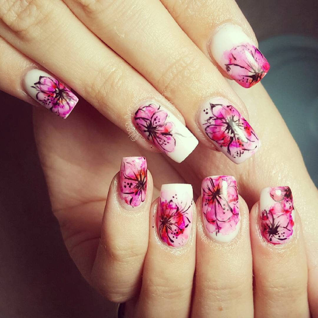 Preety Pink Floral Sharpie Nail Art