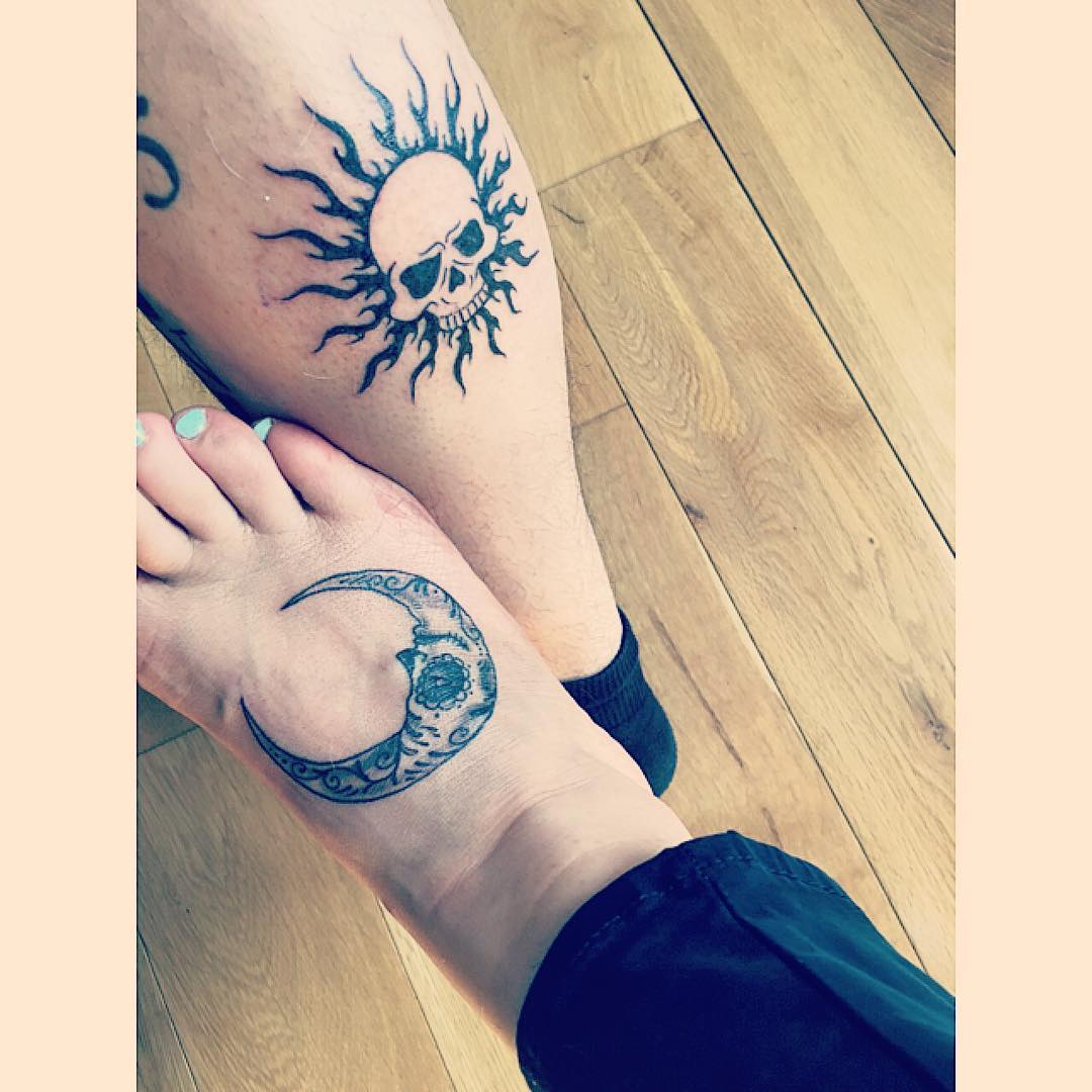 Sun Skull Tattoo On Lower leg
