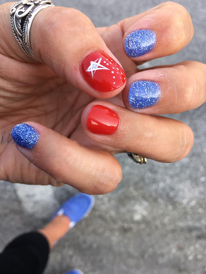 Cute Memorial Day Nails