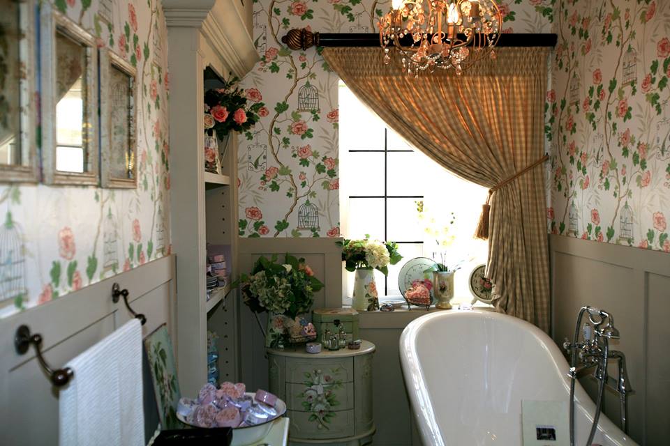 English Victorian Style Bathroom