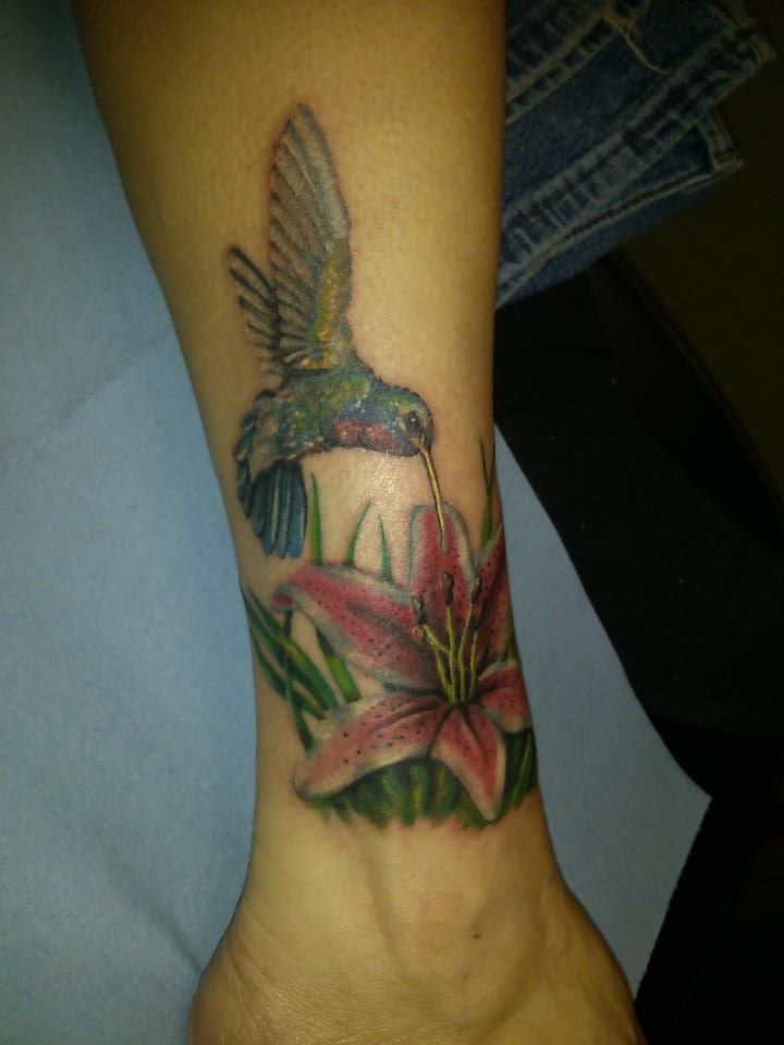 Hummingbird With Lily On Lower Leg