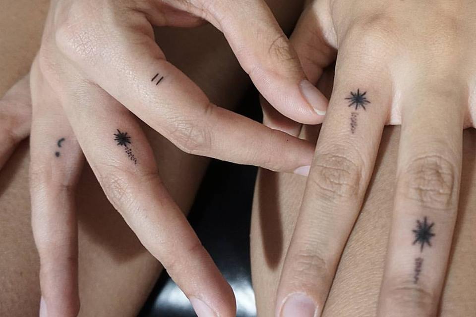 Line Work Statrs Finger Tattoo