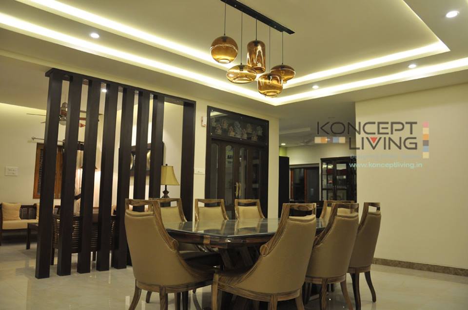 Modern Dining Room With Beautiful Lights