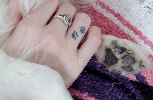 Paw Tattoo On Ring Finger