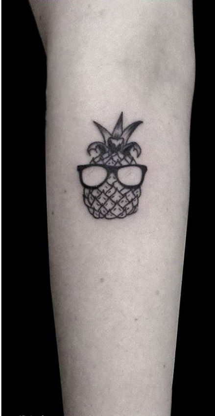 Pineapple With Glasses