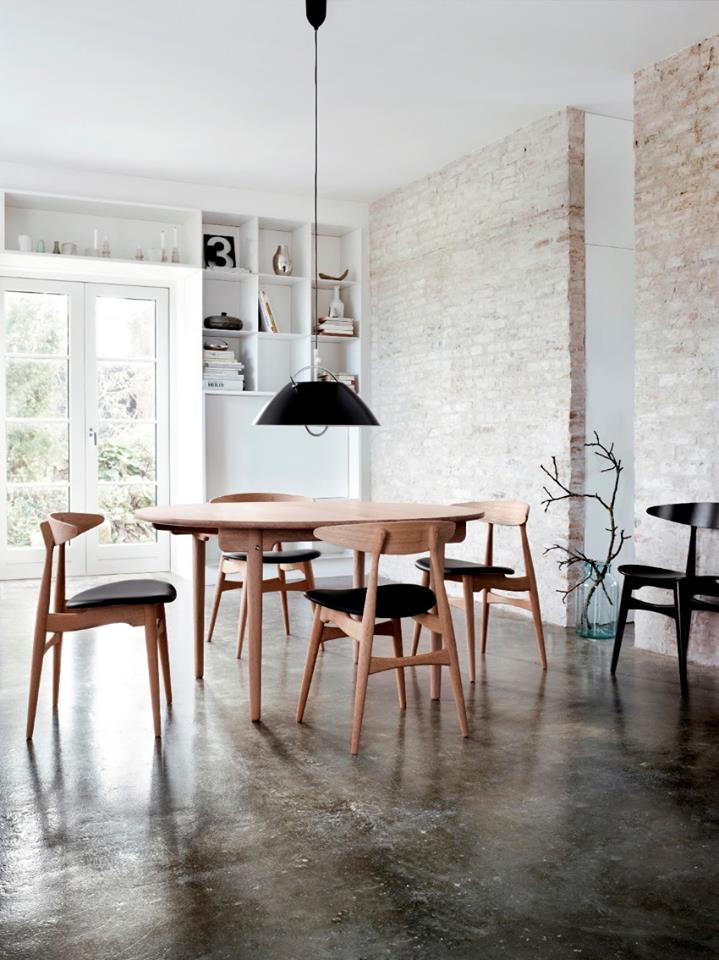 Small Industrial Dining Room Decoration