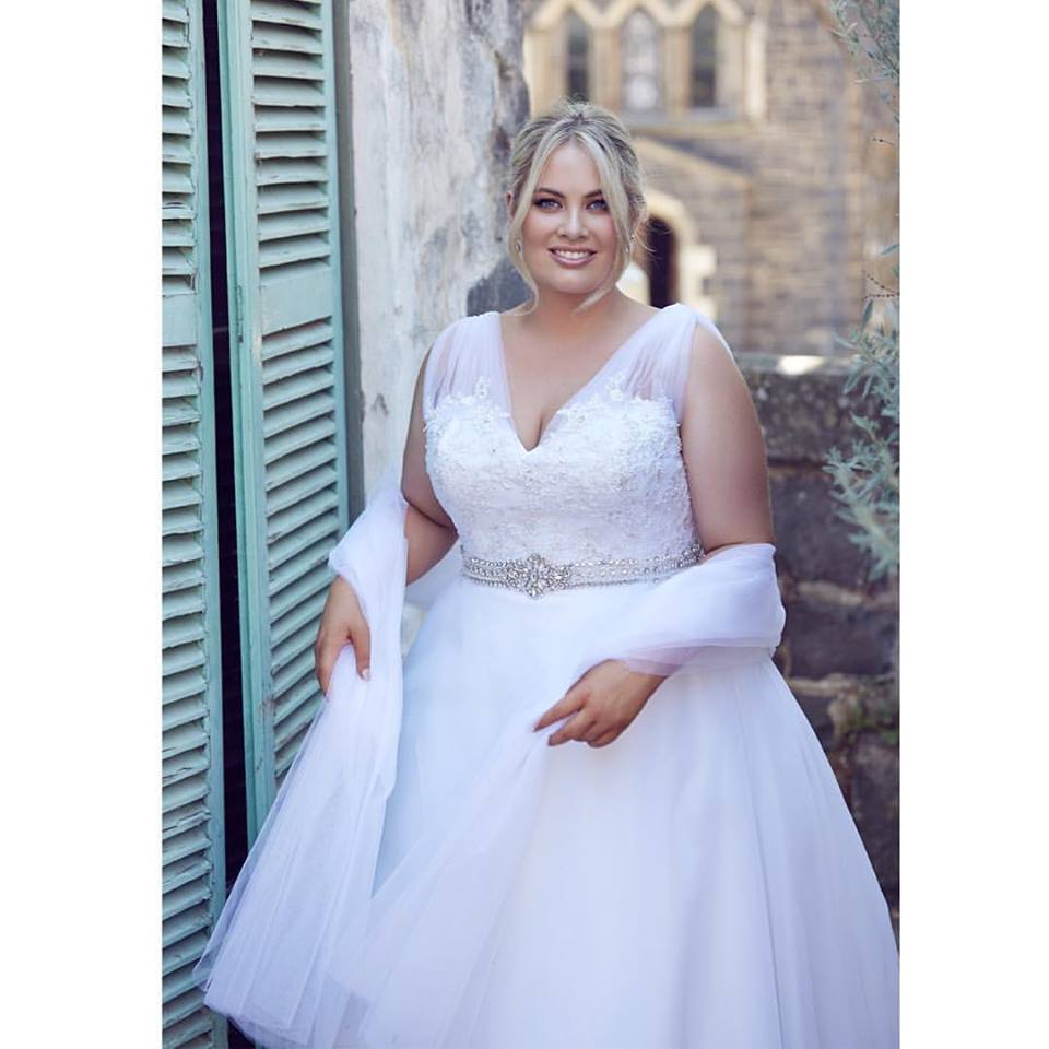 Adorably Stylish Plus Size Wedding Gown