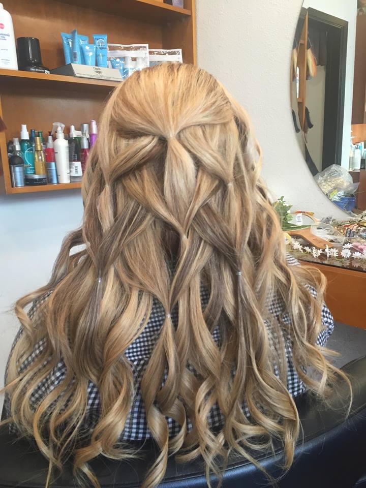 53 Chic Boho Hairstyle Ideas To Rock This Summer