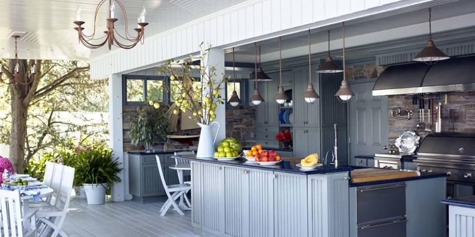 Grey Theme Outdoor Kitchen