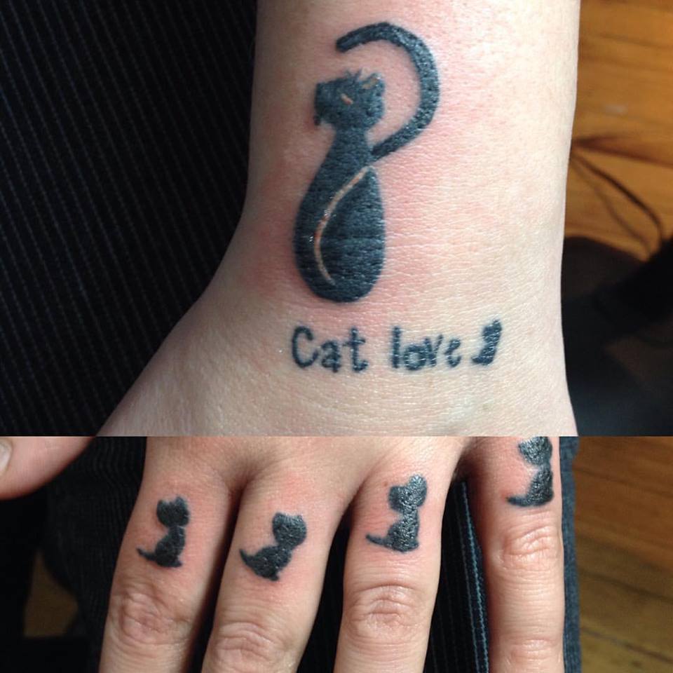 Marvellous Cat Tattoo On Each Finger And Hand