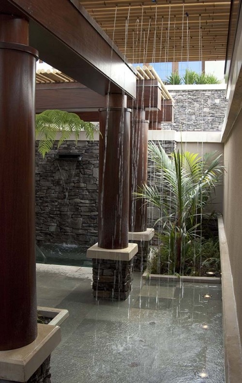 Sassy Outdoor Rain Shower Design