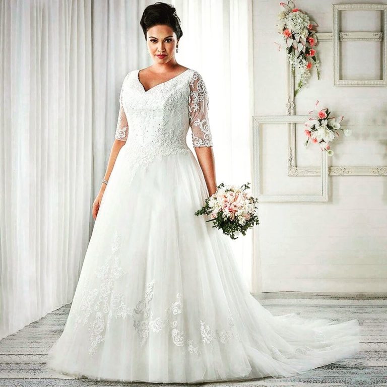 40 Gorgeous Plus Size Wedding Dresses For The Special Day - Blurmark