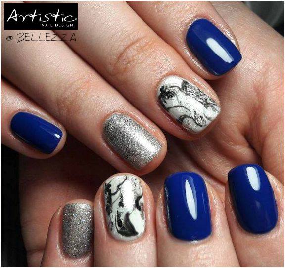 Alluring Blue With Silver Artistic Nails