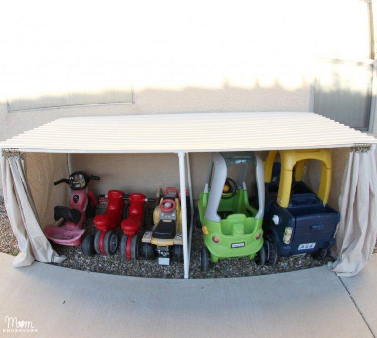 Backyard Toy Storage Idea