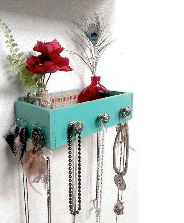 Best Idea To Use Old Drayer As Jewelry Storage