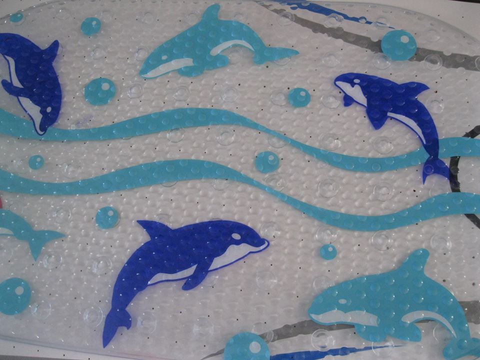 Colorful Bath Mat With Bubbles & Dolphin