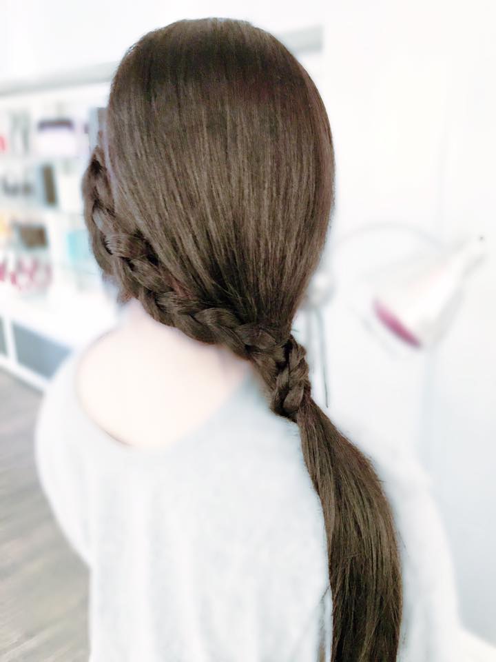 Easy Side Braid For Cool Second Day Hairstyle