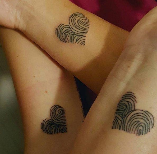 Fingerprint Heart Shape Sibling Tattoo Idea