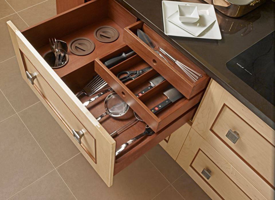 Kitchen Storage Solution By Drawers And Cabinetry Idea