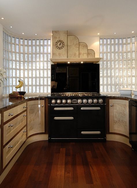 Modish Art Deco Kitchen Design