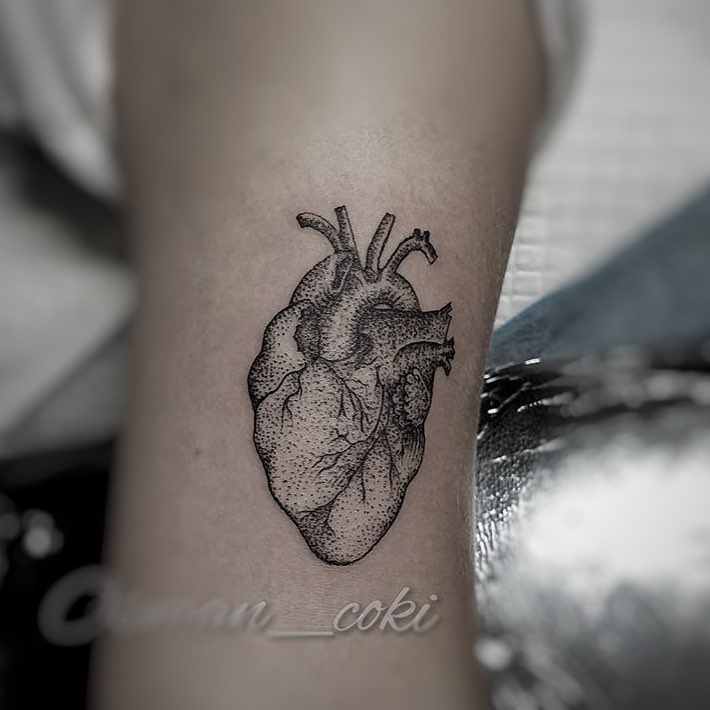 Realistic Heart Inked On Leg
