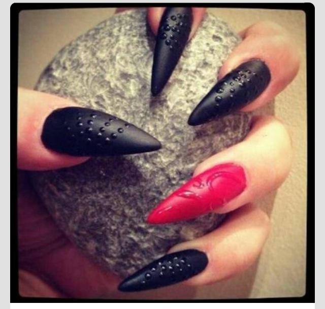 Red & Black Stilettos Nail Art