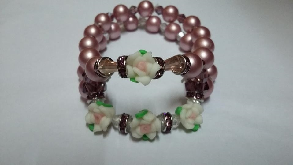 Adorable Swarovski Pearls With Flower Two Layers Bracelet
