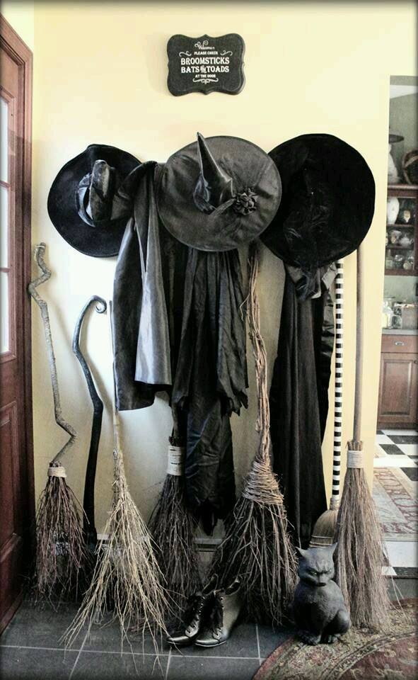 Charming Witch Craft Halloween Decor Idea