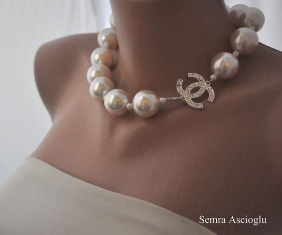 Exquisite Pearl Necklace