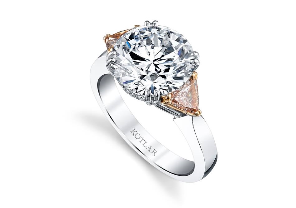 Fabulous Round Diamond Ring Design