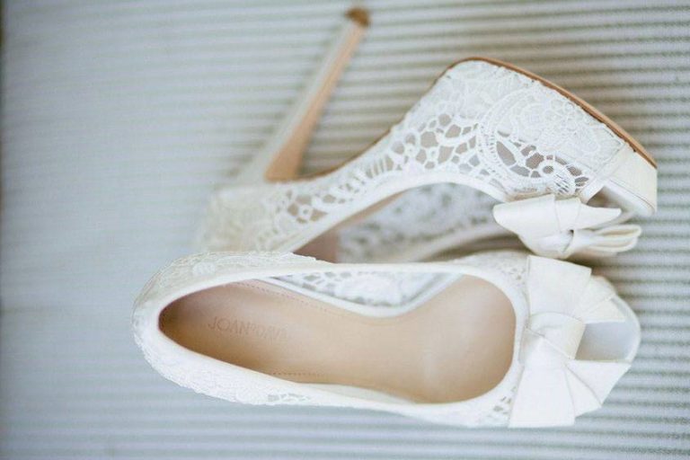 Scintillating Vintage Wedding Shoes to Wear on Themed Weddings - Blurmark