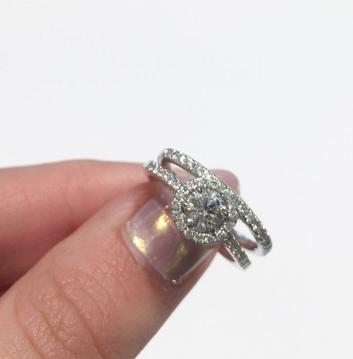 Halo Diamond Ring Design