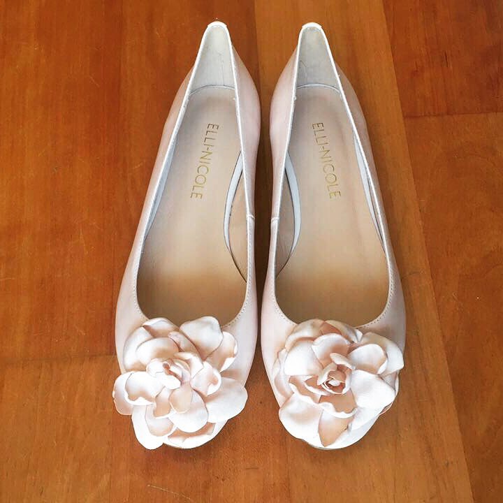 Nude Ballet Flats With Flower