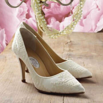 Pointed Closed Toe High Heels With Lace