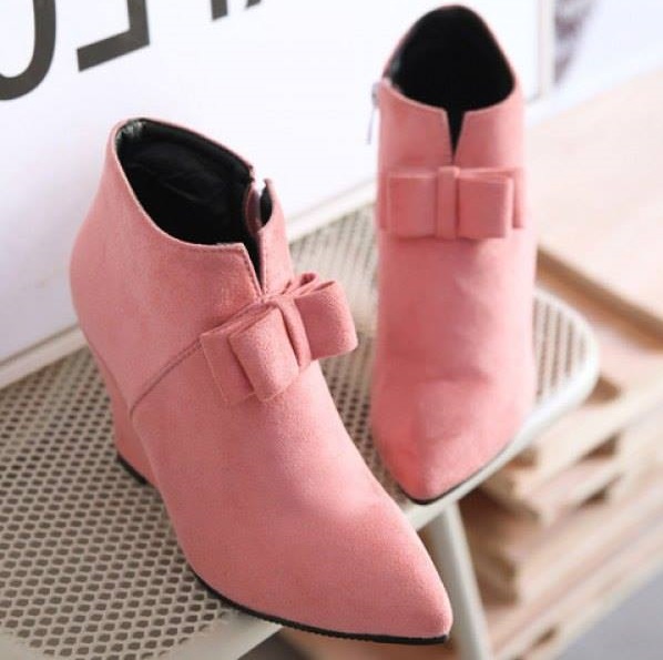 Pretty Pink Suede Pointed Toe Ankle Boots With Bow