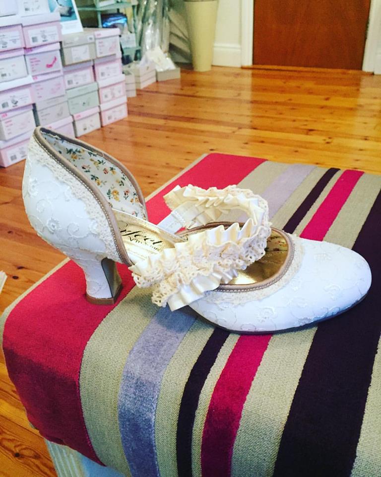 Ravishing Vintage Style Wedding Shoes